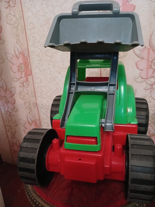 Іграшки машинки !