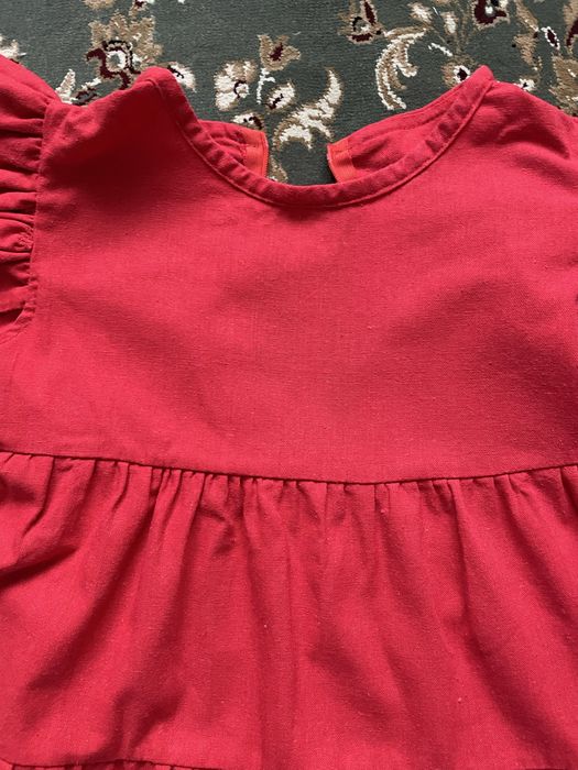 Сукня для дівчинки