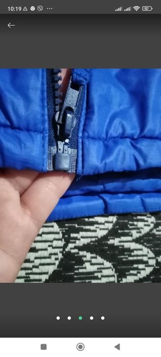 Весняна куртка 4-5 років.