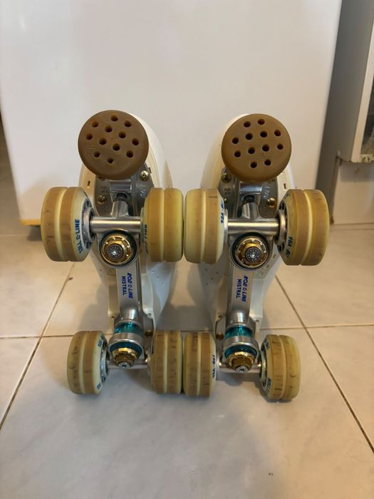 Patins em excelente estado