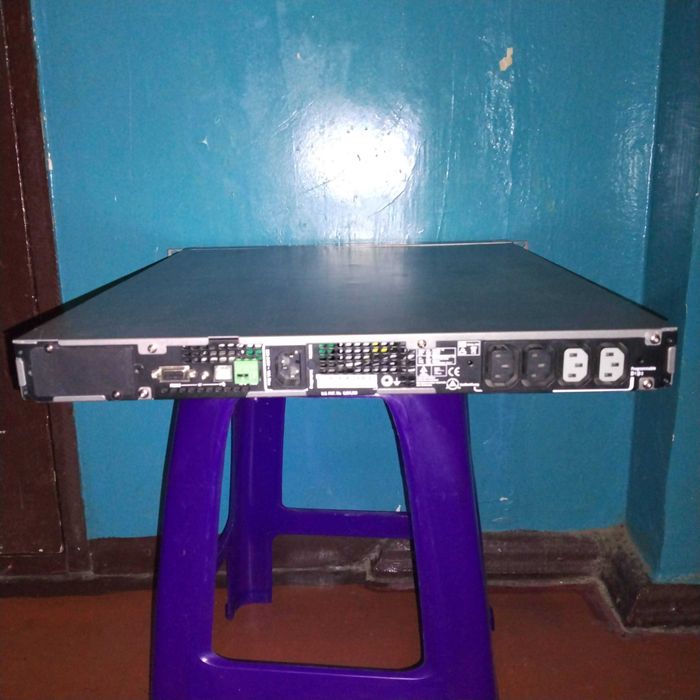 MGE (Eaton) Evolution 1550 RM 1U UPS/УПС/ДБЖ