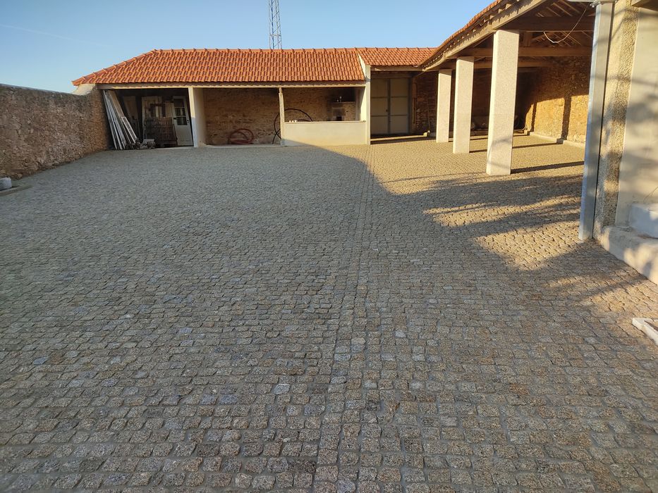 Calceteiro Pavimentações Granito