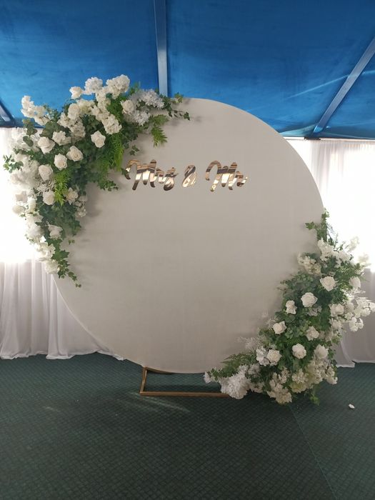 Фотозони,оформлення свят,оформлення закладів ,виготовлення декору