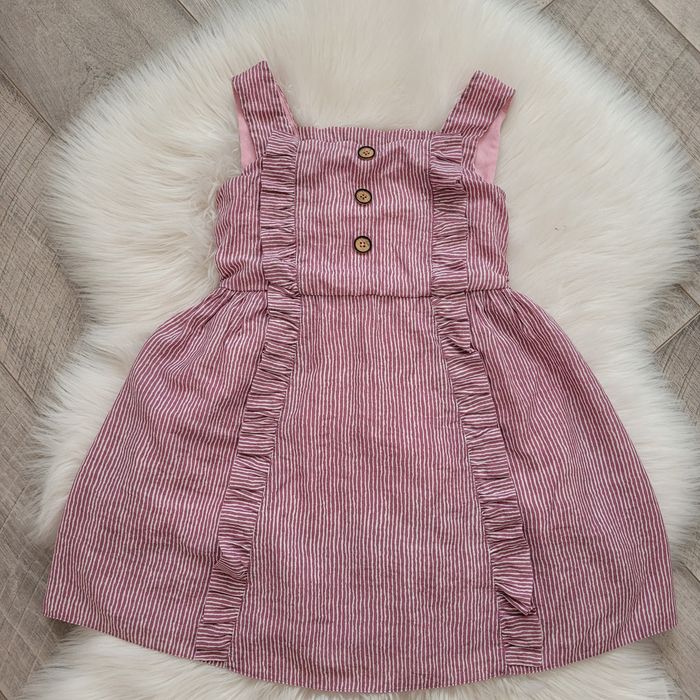 Легесенька сукня