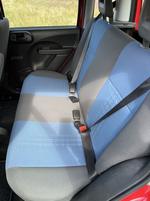 Fiat Panda 1.2 • 2010 Wstępna Rezerwacja