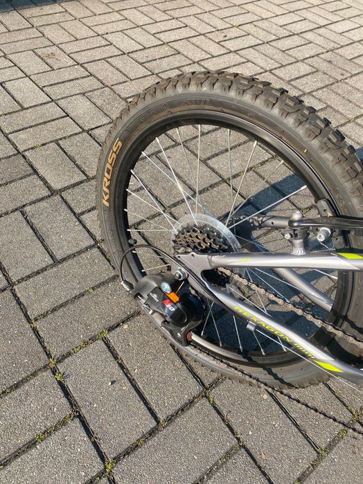 Rower Kross Hexagon 20"