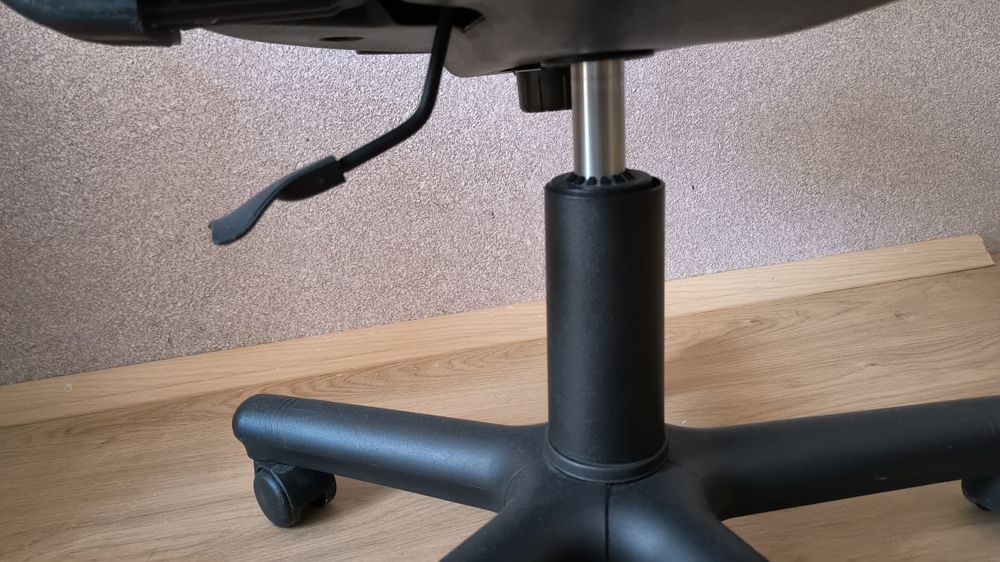 Комп'ютерне крісло для геймерів