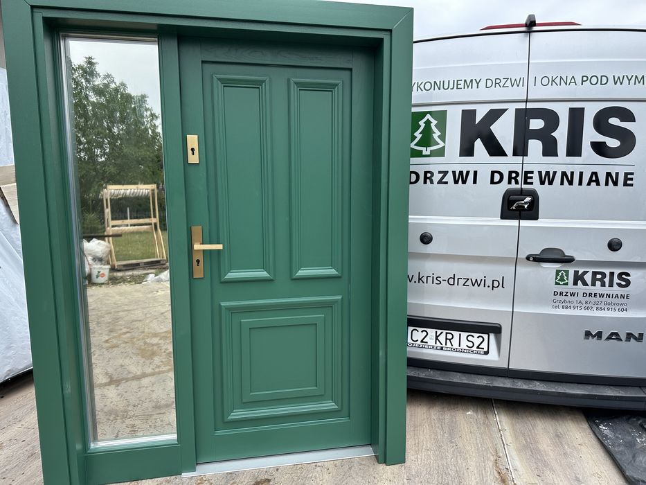 Drzwi wejściowe zewnętrzne drewniane Z doświetlem zielone Na wymiar