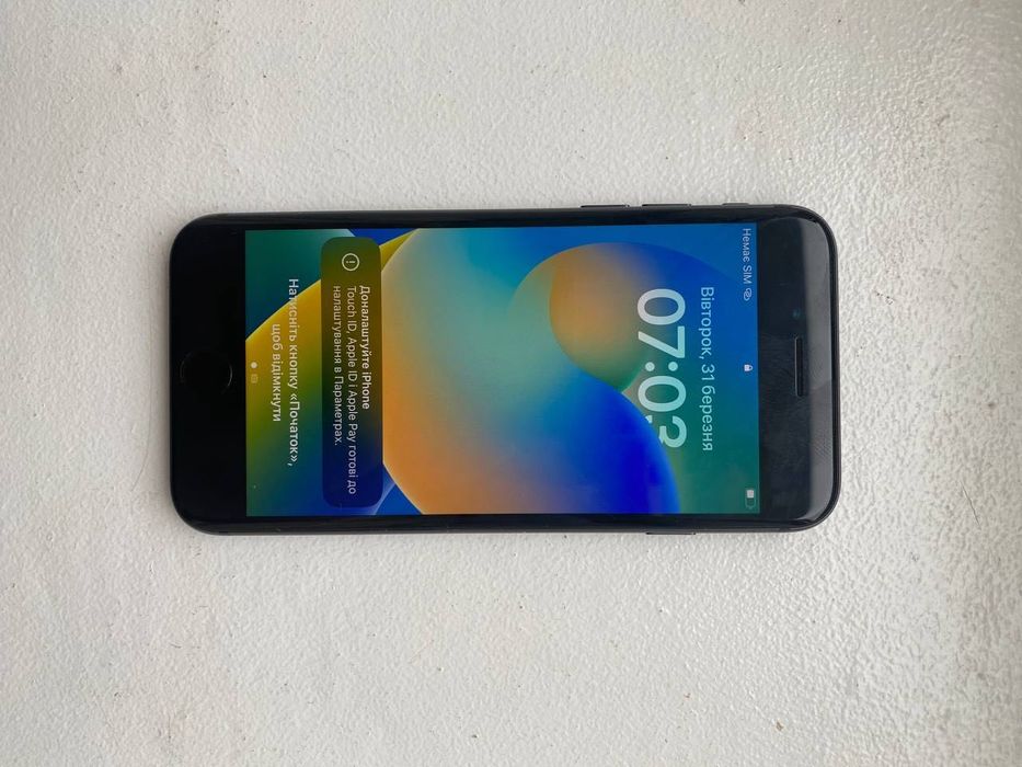 Продам айфон 8 на 256 гб