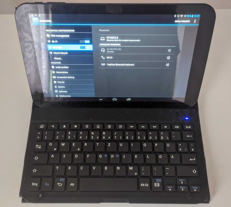 tablet  trekstor  z klawiaturą bt