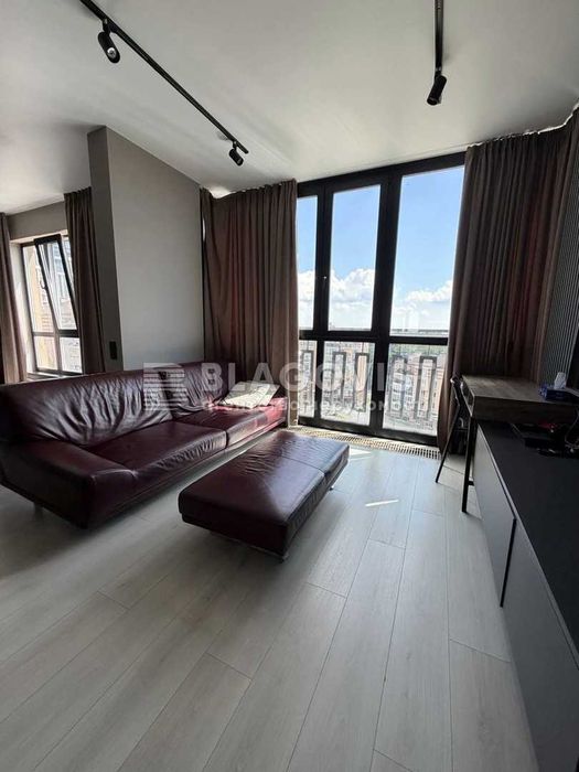 Продаж дворівневої квартири ЖК Кришталеві Джерела, Метрологічна, 25, Теремки, Феофанія