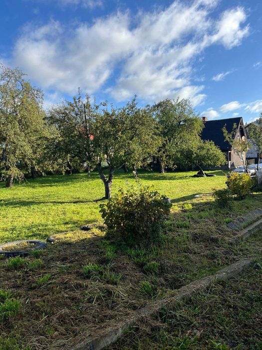 Нерухомість на шляху до Драгобрату!