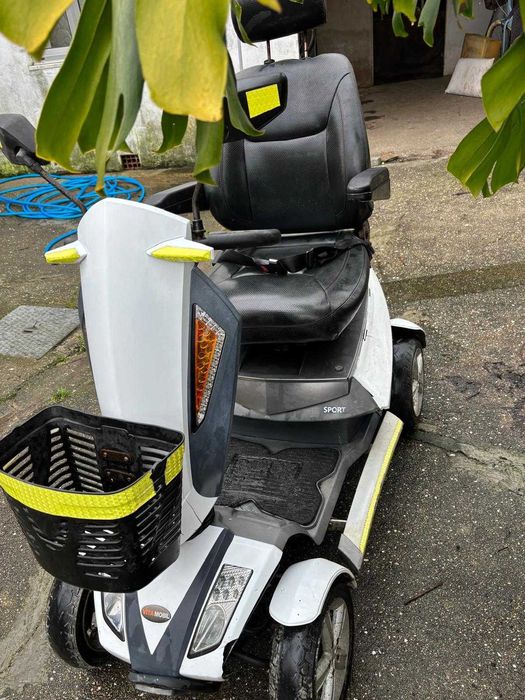 Scooter mobilidade reduzida