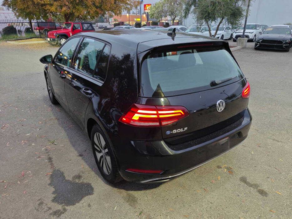 Volkswagen e-Golf SEL Premium      2019
