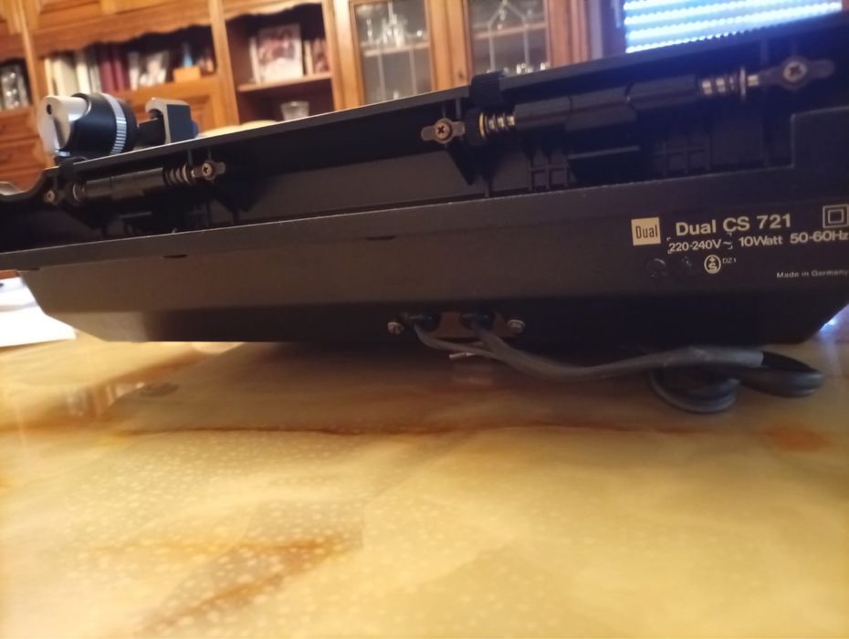 Dual CS 721 – legendarny gramofon Direct Drive + 20 płyt winylowych
