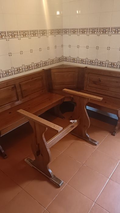 Canto Alemão em Madeira Maciça + Mesa – Rústico