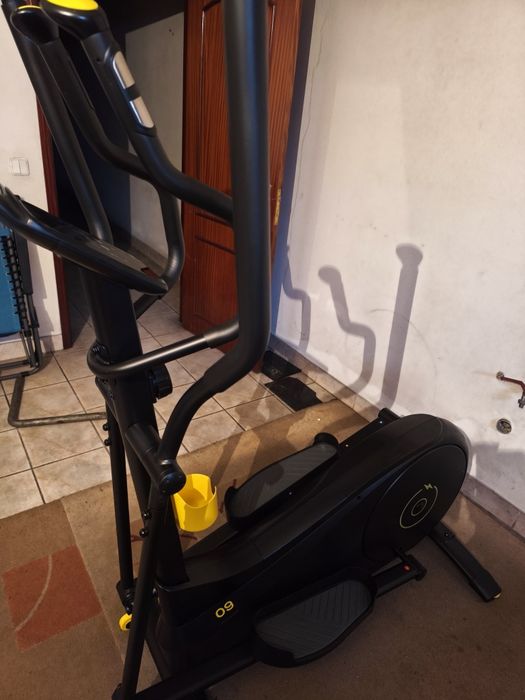 Bicicleta Elíptica Domyos 520 em Ótimo Estado