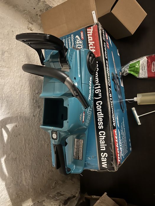 Makita piła akumulatorowa 40 v nowa