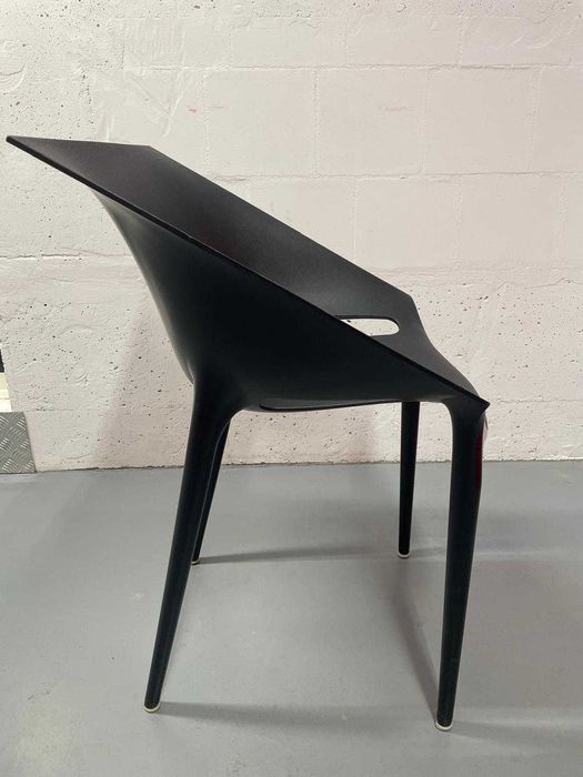 Krzesło Dr. Yes Kartell Philipp Starck i Eugen Quitllet czarne 2 szt.