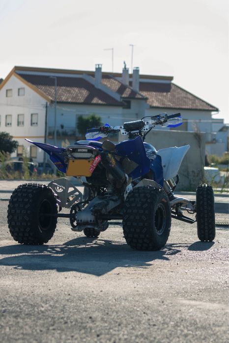 Yamaha YFZ450 R matriculada