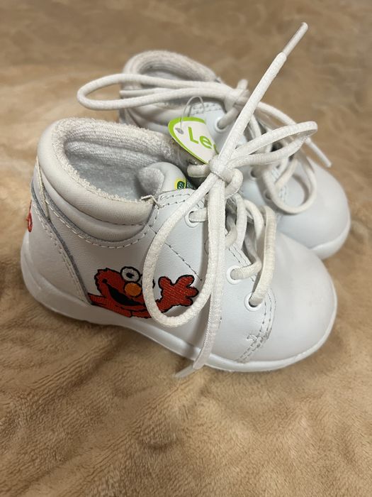 Кросівки шкіряні