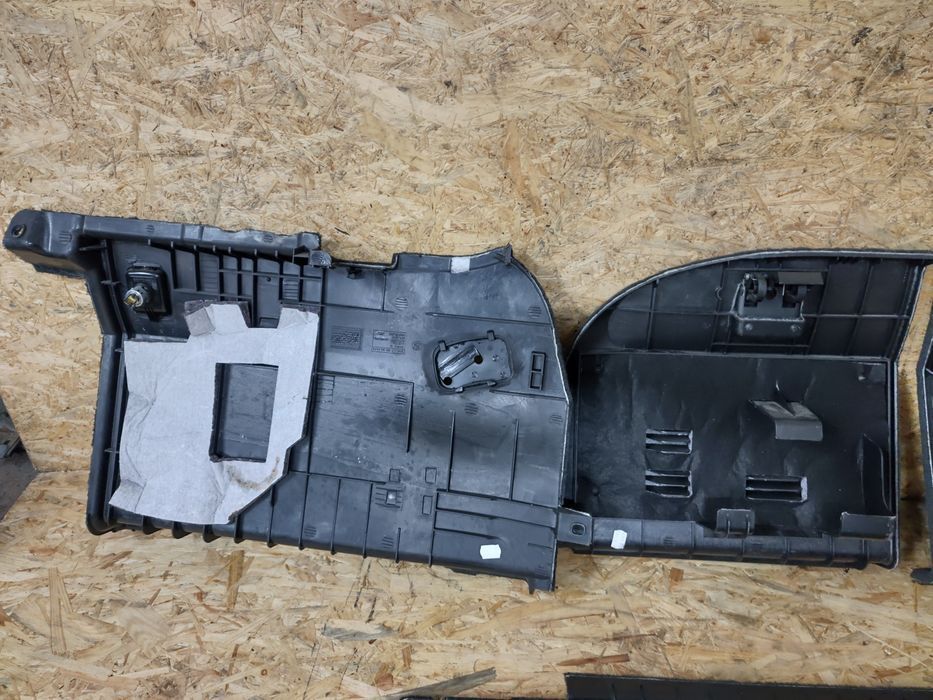 Revestimento Mala Tampa Lateral interior Bmw Serie 5 E61 Lci