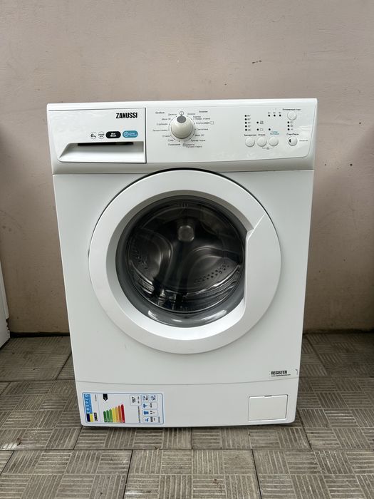 Стиральная машина Zanussi 6 кг.ZWSG6100V.Гарантия!