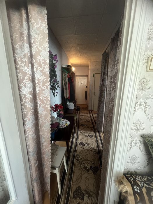 Продам квартиру в центрі міста