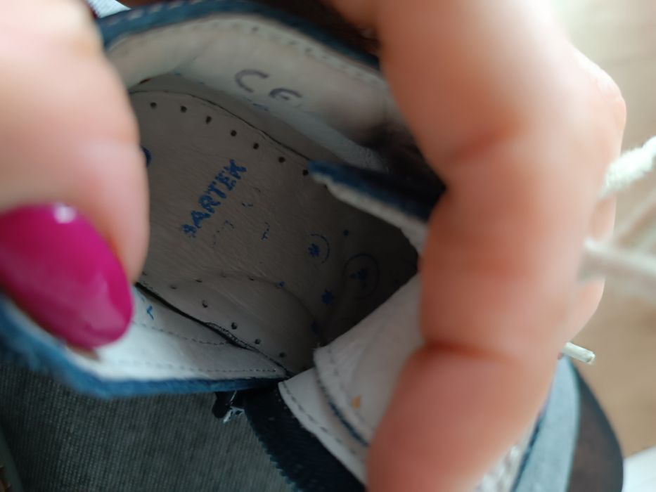 Buty trzewiki rozm. 19 Bartek