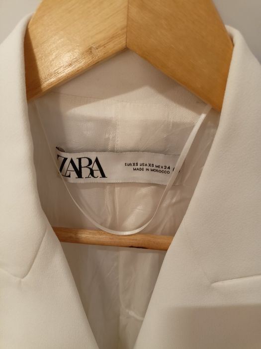 Marynarka dwurzędowa biała Zara