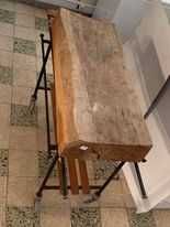 Curioso móvel de cozinha (design cópia Terence Conrad)