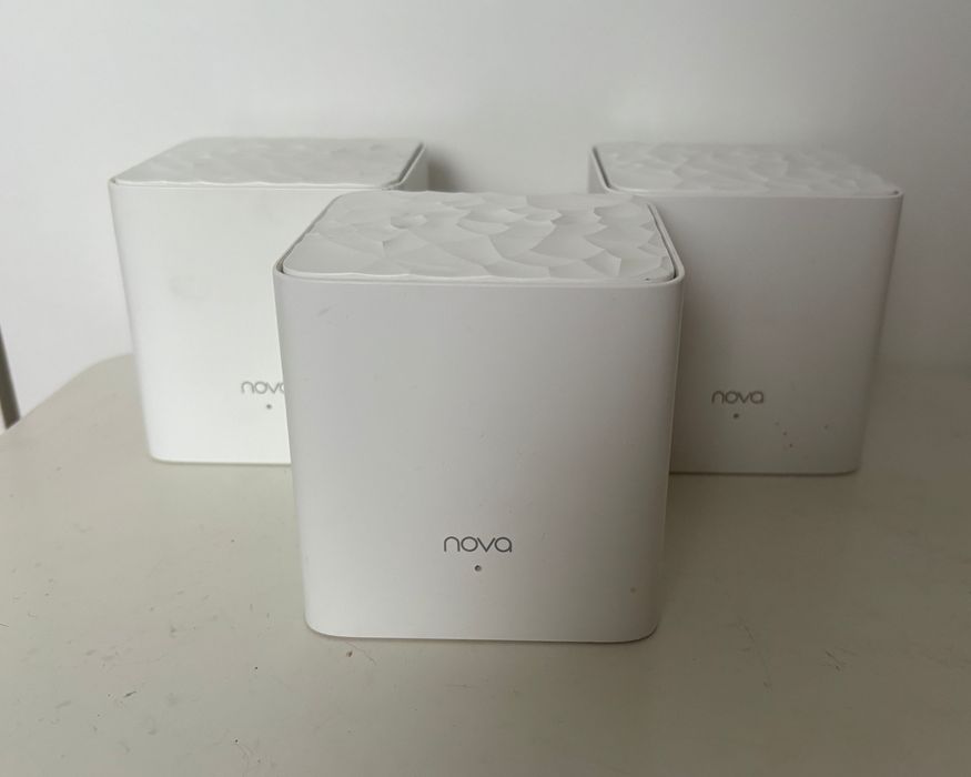 Tenda Nova MW3 Mesh WiFi System AC1200 – Zestaw 3 (Pokrycie do 300m²)