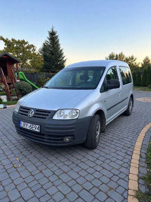 Samochód osobowy vw caddy