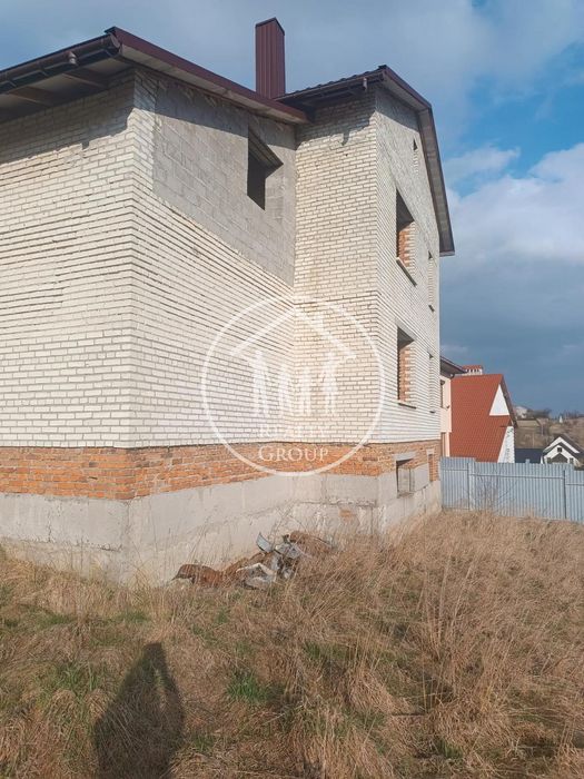 Продаж будинку в с. Давидів, всього 20 хв до Львова!