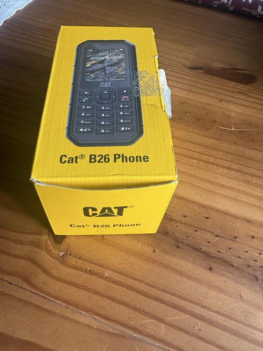 Telemóvel CAT B26 (2.4'' - Dual SIM - Preto)
