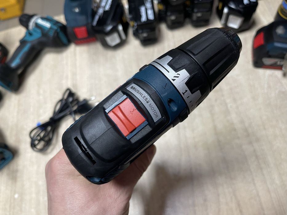 Bosch GSR 12V-35 / безщітковий шурупокрут Бош 12V