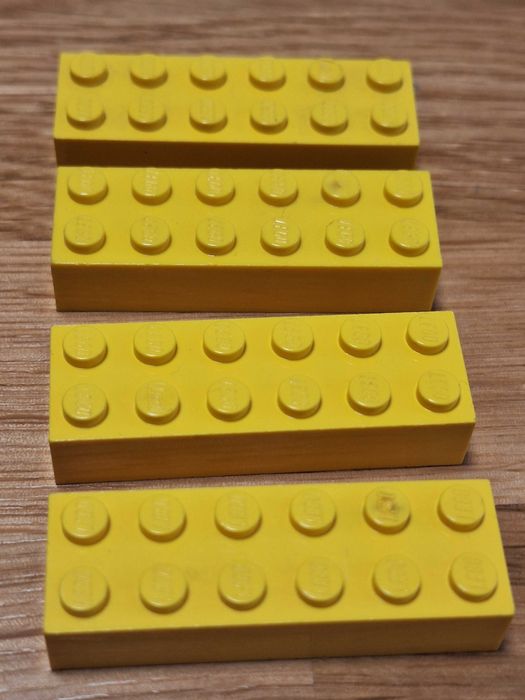 Lego 2456 żółty - brick 2x6 cena za 4 szt. (R4) .