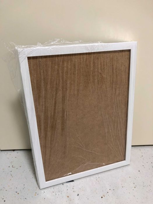 Рамки 30х40, 40х50, 50х70 Чорні/Білі