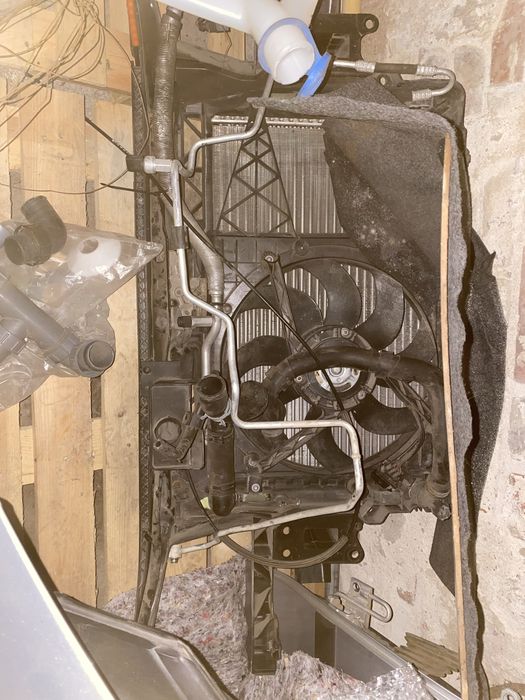 Kompletne Fotele i częsci VW Polo 9N