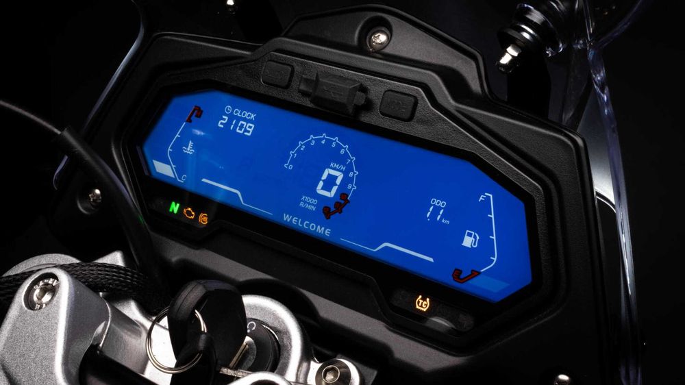 Junak RX One 125 ABS chłodzony cieczą, z kuframi, raty, transport Polecamy !!!
