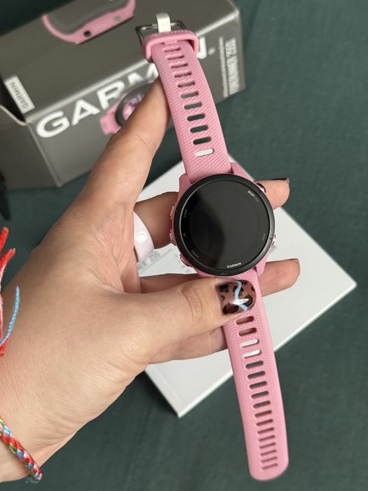 Продам Garmin Forerunner 255S pink