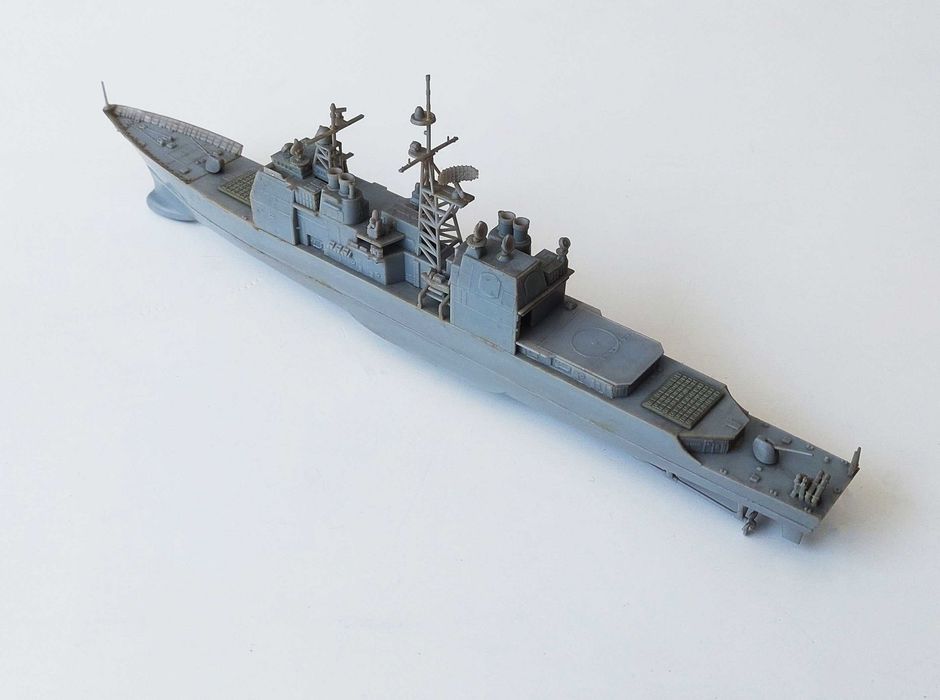 Kit montado modelismo 1/700 plástico de Cruzador classe "Ticonderoga"