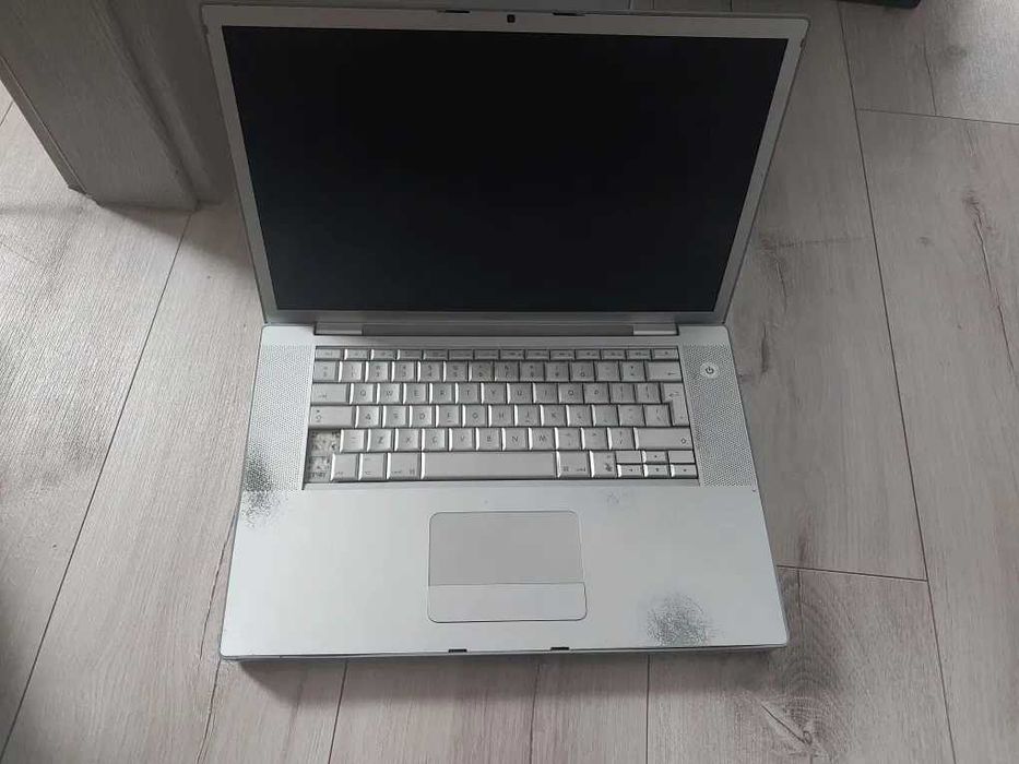 laptop Apple MacBook Pro A1260