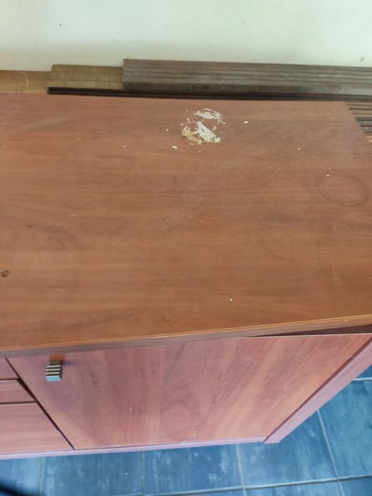 Aparador Madeira - Marrom com gavetas e 2 portas