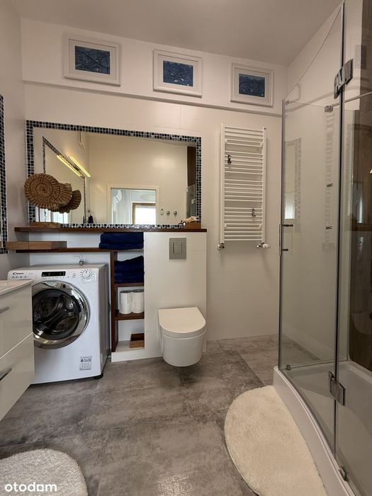 Apartament mieszkalny z balkonem i miejscem parkingowym.