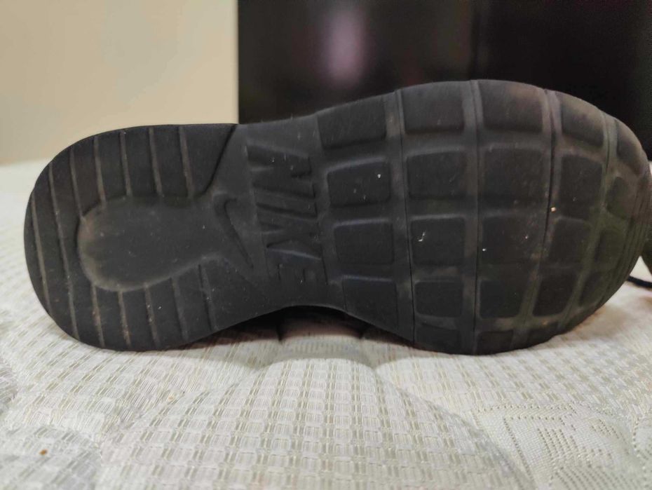 Nike Kaishi GS tam. 37 pretas excelente estado