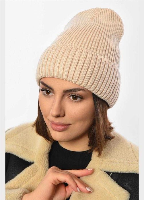 Зимняя женская шапка бини