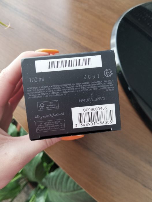 Чоловічі парфуми Dior Sauvage