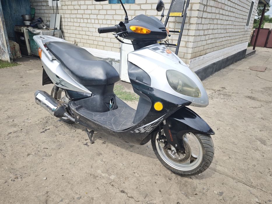 Скутер 125 кубов