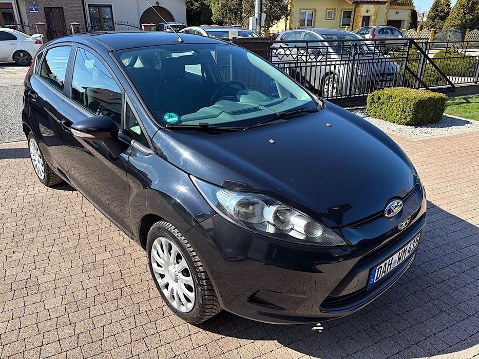 Ford Fiesta 1.25 Benzyna Klimatyzacja Podgrzewane Fotele Serwis ASO Model 2012